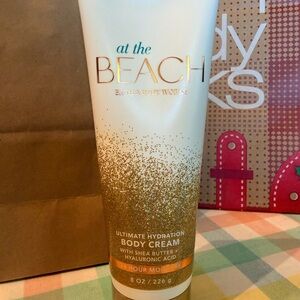 Bath & Body Works "At The Beach" Ultimate Hydration Body Cream